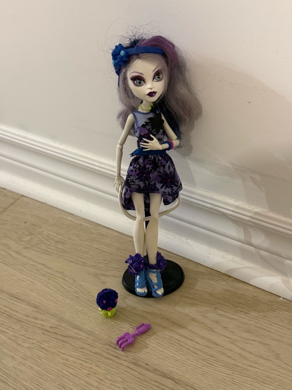 Mattel 2011 Gloom & Bloom Catrine DeMew Monster High Doll HTF RARE
